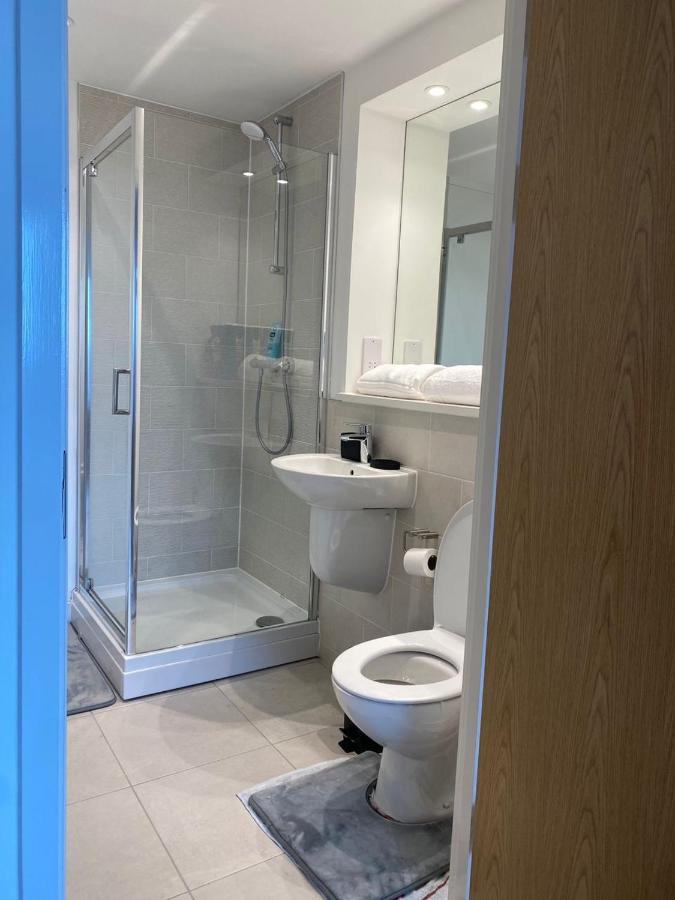 Luxury 2 Bedroom En-Suite Apartment Balcony Views Manchester Exterior photo